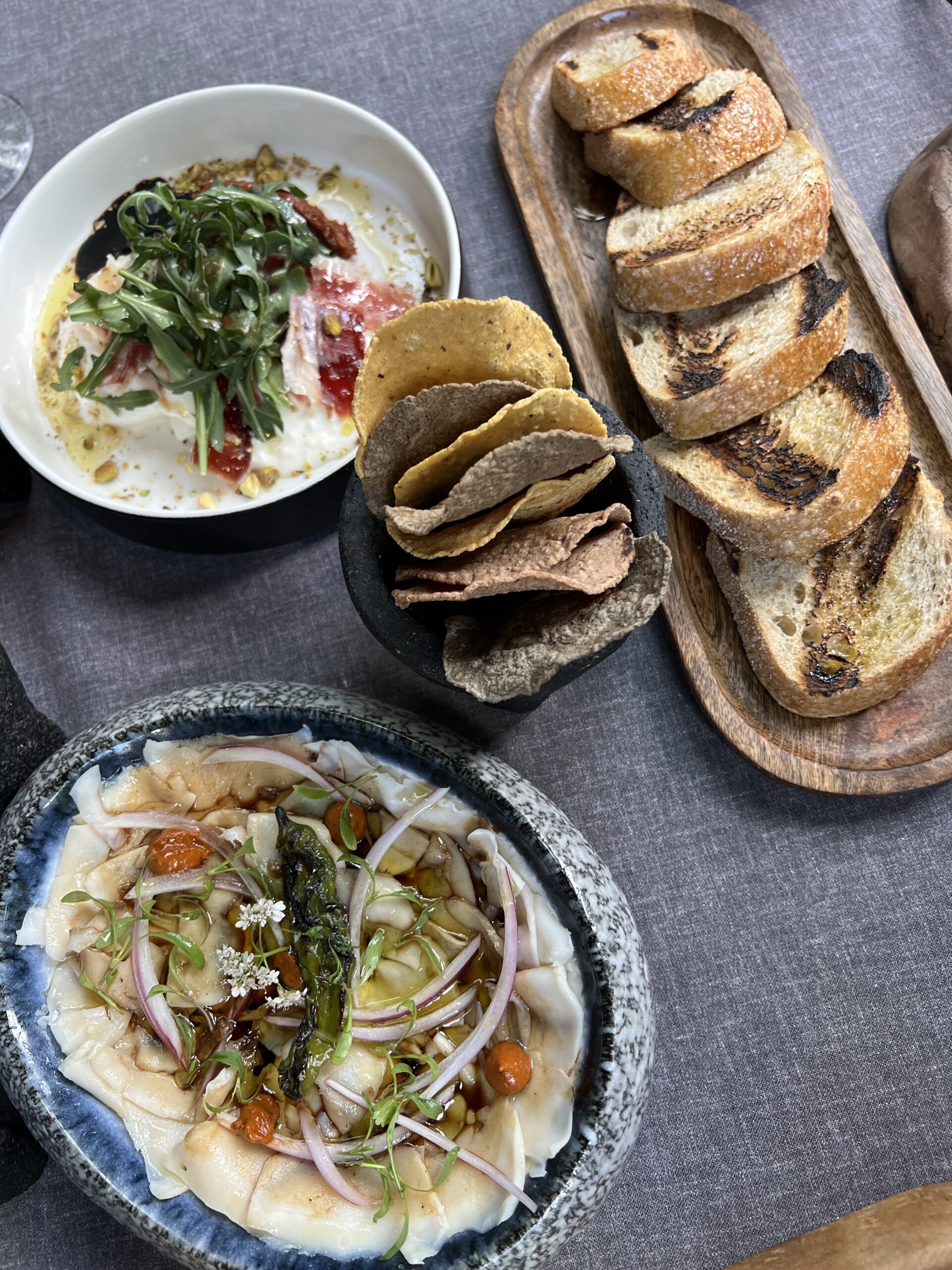 Cachava: paraíso culinario de brasa y leña